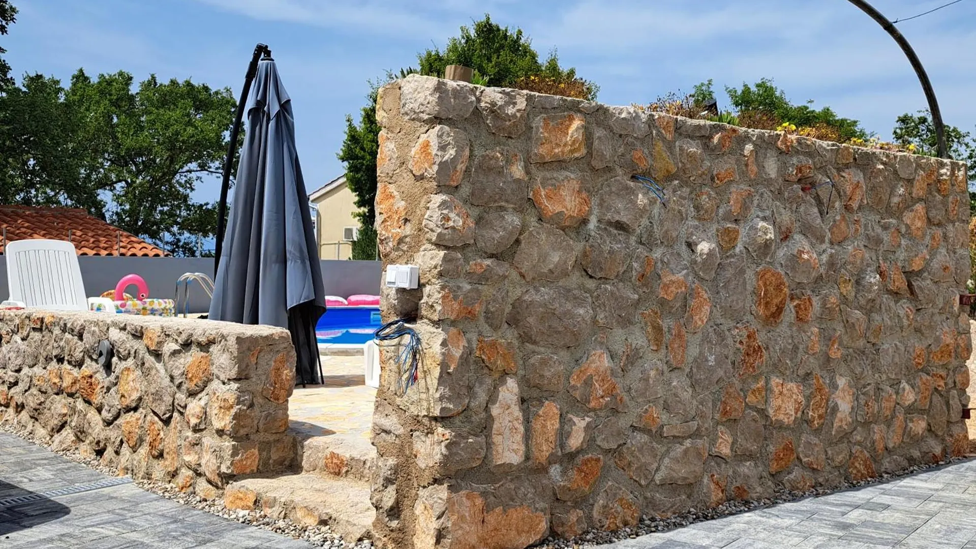 Guest house Apartman Dadic Malinska